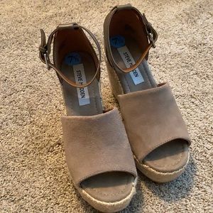 Steve Madden wedges